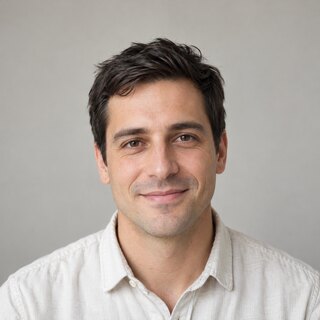 Retrato ilustrativo generado con IA; no representa al cliente